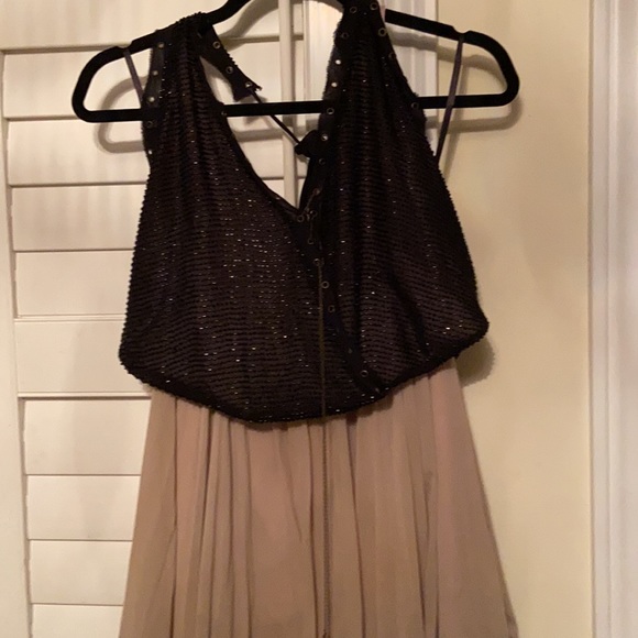 Black/Cream Long maxi balloon bottom dress - Picture 3 of 7